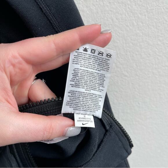 Nike Women's Tech Aeroloft Bomber Down Jacket in Black Small - Picture 11 of 11